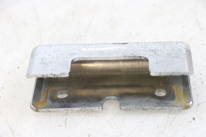 photo de VERKLEIDUNG VORNE MITTE HYOSUNG GV AQUILA 125 (2000 - 2009) - Technische Nahaufnahme