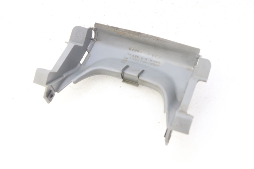 photo de VERKLEIDUNG VORNE MITTE HONDA BALI EX 100 (1996 - 2000) - Alternative Perspektive