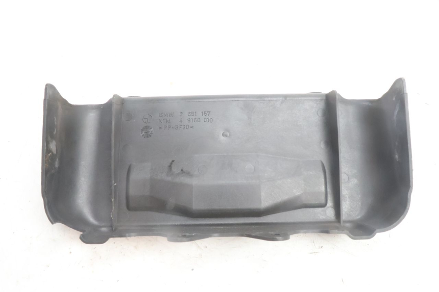 photo de UNTERE VERKLEIDUNGSSCHEIBE VORNE BMW C1 125 (2000 - 2003) - Technische Nahaufnahme