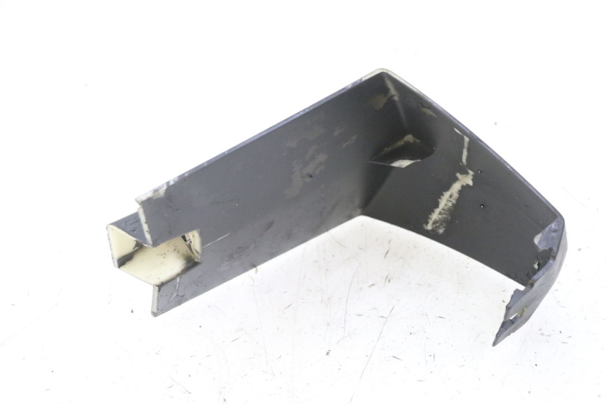 photo de UNTERE VERKLEIDUNGSSCHEIBE VORNE PEUGEOT CITYSTAR 50 (2013 - 2017) - Alternative Perspektive