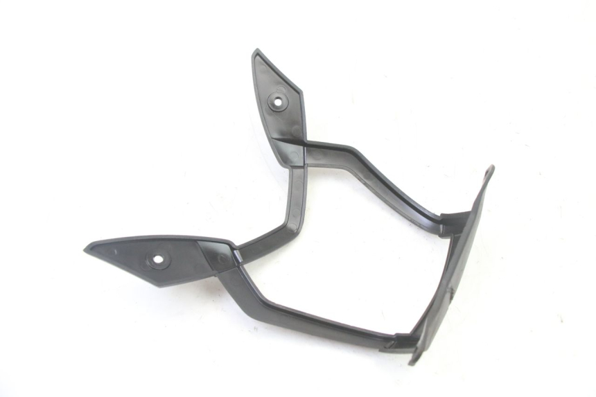 photo de VERKLEIDUNG VORNE MITTE PEUGEOT KISBEE 4T 50 (2018 - 2022) - Details der Befestigungspunkte