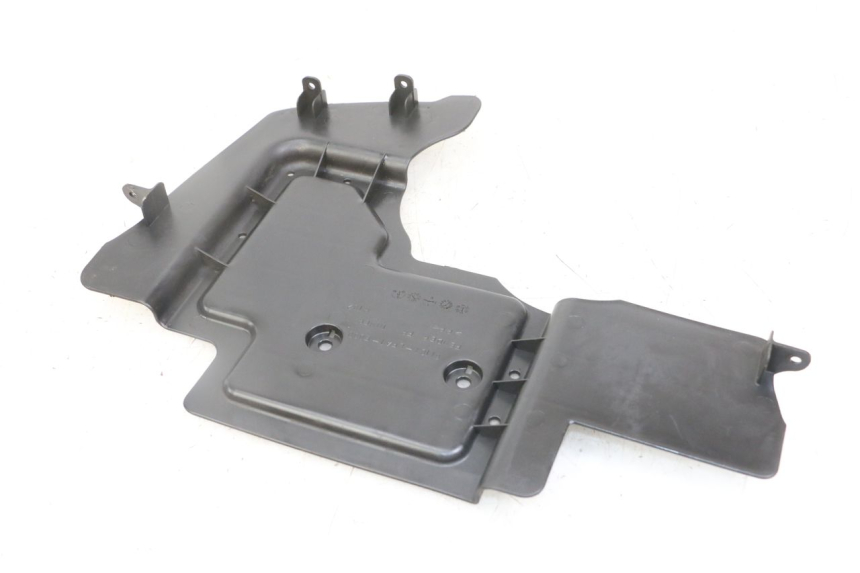 photo de VERKLEIDUNG VORNE MITTE KYMCO DINK 4T 50 (2007 - 2018) - Zoom auf Gebrauchszustand