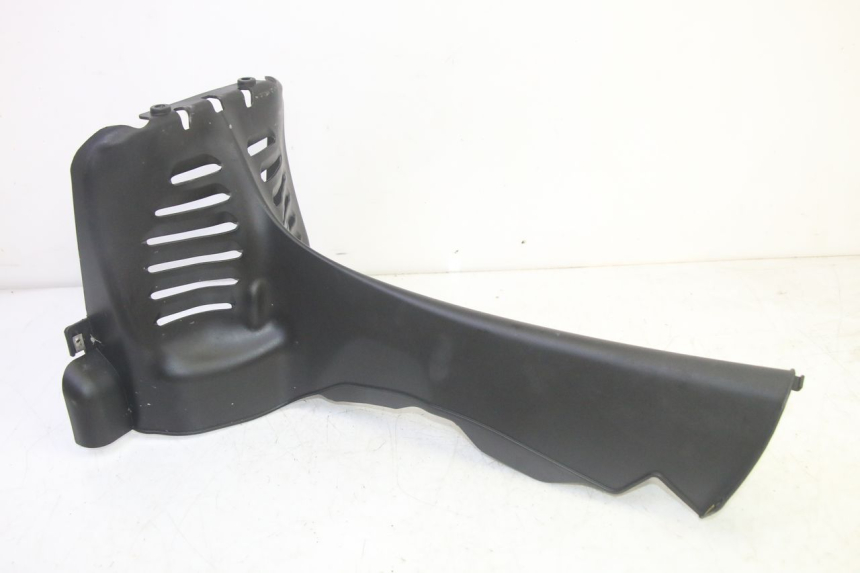 photo de VERKLEIDUNG VORNE MITTE PIAGGIO MP3 HPE 350 (2018 - 2020) - Hauptansicht