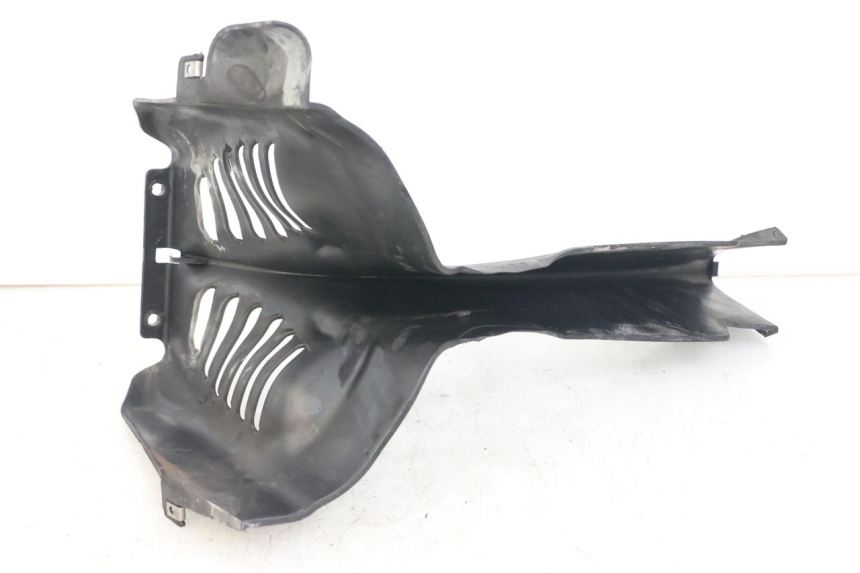 photo de VERKLEIDUNG VORNE MITTE PIAGGIO MP3 125 (2006 - 2014) - Zoom auf Gebrauchszustand