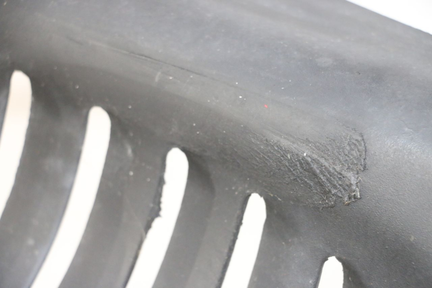 photo de VERKLEIDUNG VORNE MITTE PIAGGIO MP3 500 (2011 - 2015) - Detailansicht des Bauteils