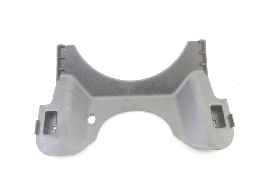 photo de VERKLEIDUNG VORNE MITTE SYM ORBIT III 3 4T 50 (2021 - 2025) - Detailansicht des Bauteils