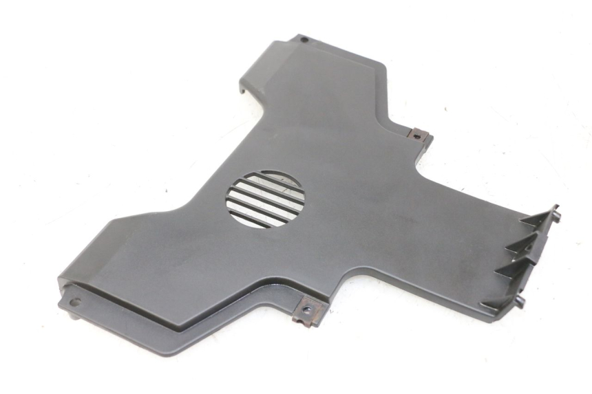 photo de UNTERE VERKLEIDUNGSVERBINDUNG VORNE PIAGGIO MP3 LT 400 (2007 - 2012) - Alternative Perspektive