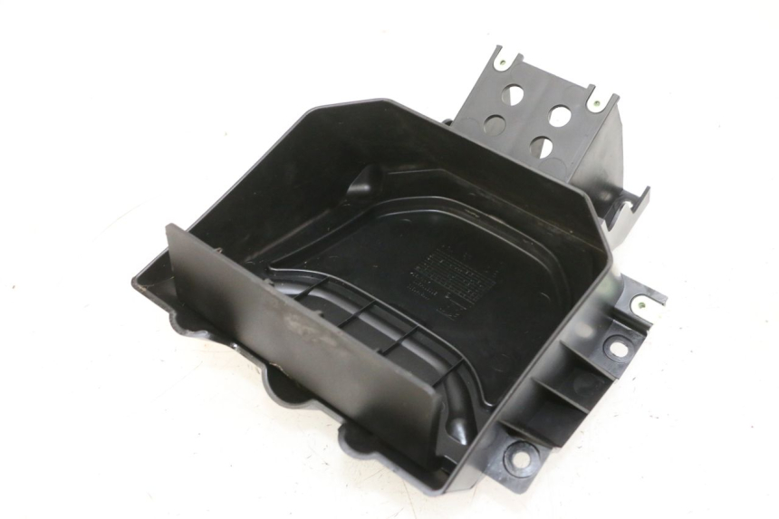 photo de VERKLEIDUNG VORNE MITTE PEUGEOT SPEEDFIGHT 4 4T EFI 50 (2021 - 2025) - Hauptansicht