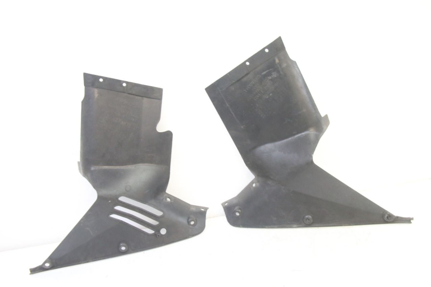 photo de VERKLEIDUNG VORNE MITTE HONDA ST PAN EUROPEAN 1300 (2002 - 2013) - Gesamtansicht des Produkts