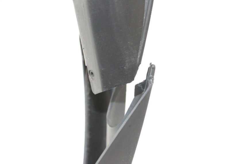 photo de VERKLEIDUNG VORNE MITTE GILERA STALKER 50 (2004 - 2014) - Technische Nahaufnahme
