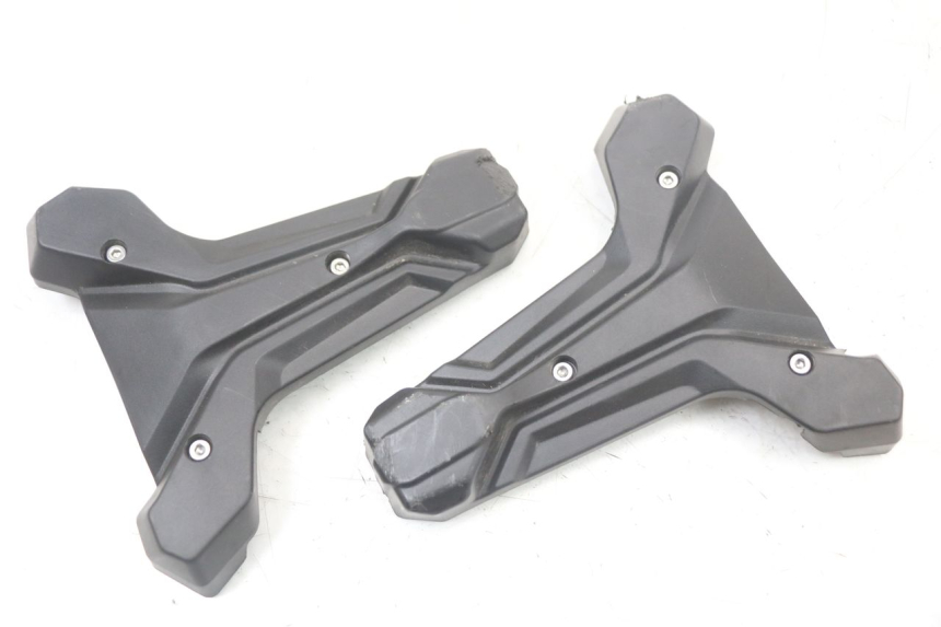 photo de VERKLEIDUNG VORNE MITTE DUALTRON TOGO PLUS 1 - Alternative Perspektive