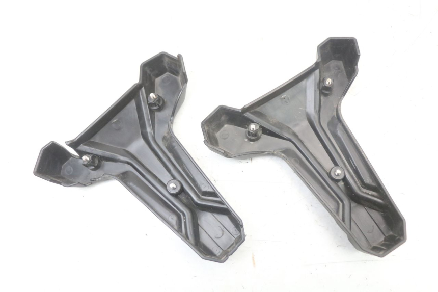 photo de VERKLEIDUNG VORNE MITTE DUALTRON TOGO PLUS 1 - Technische Nahaufnahme