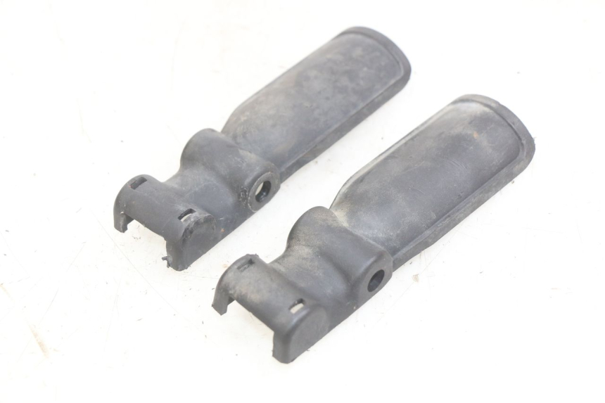 photo de UNTERE VERKLEIDUNG VORDERSEITE VERBINDUNG PEUGEOT TREKKER 50 (1998 - 2004) - Zoom auf Gebrauchszustand