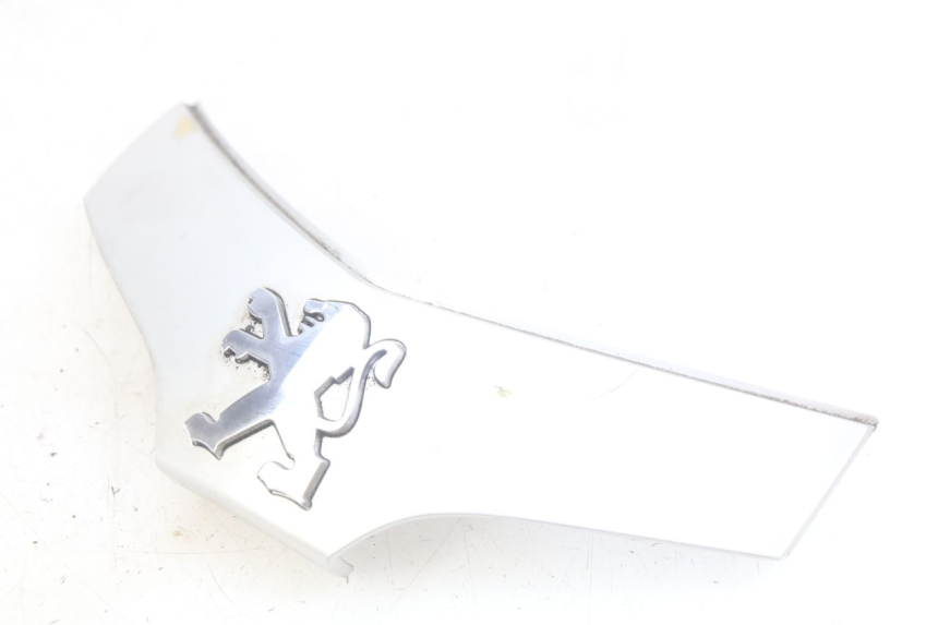 photo de UNTERE VERKLEIDUNGSSCHEIBE VORNE PEUGEOT TWEET 4T 50 (2010 - 2014) - Zoom auf Gebrauchszustand