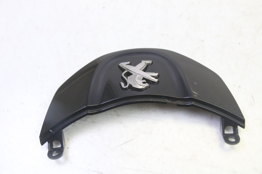 photo de VERKLEIDUNG VORNE MITTE PEUGEOT TWEET PRO CARGO 50 (2018 - 2022) - Detailansicht des Bauteils