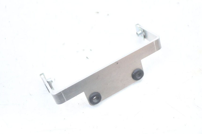 photo de VERKLEIDUNG VORNE MITTE VENT DERAPAGE 50 (2018 - 2023) - Detailansicht des Bauteils