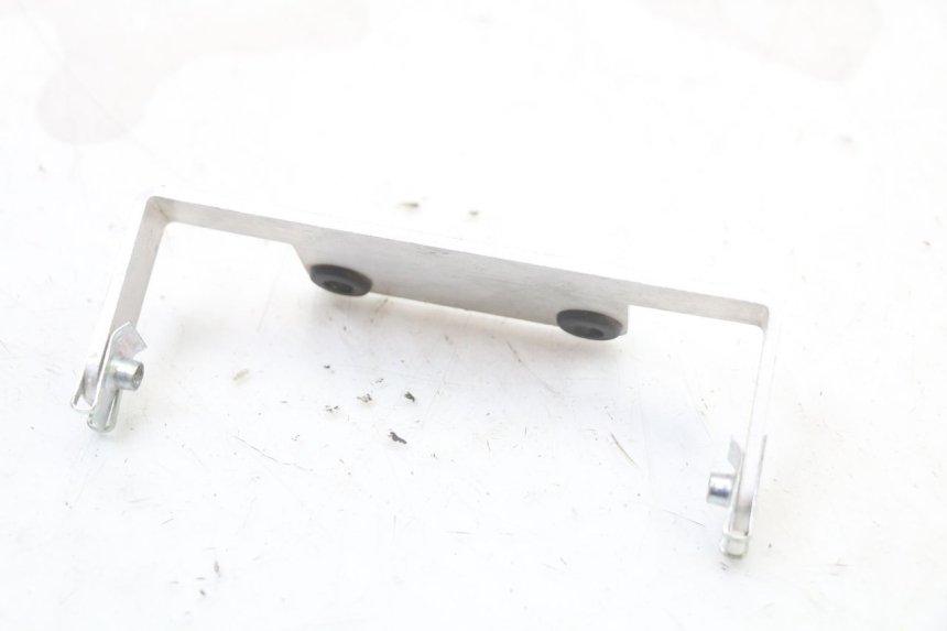 photo de VERKLEIDUNG VORNE MITTE VENT DERAPAGE 50 (2018 - 2023) - Zoom auf Gebrauchszustand