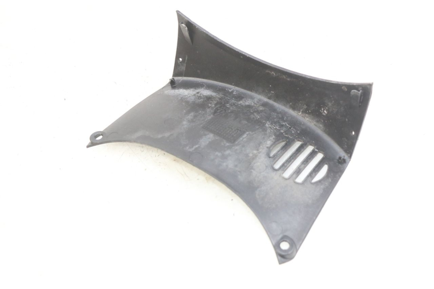 photo de UNTERE VERKLEIDUNGSSCHEIBE VORNE PIAGGIO XEVO - X EVO 125 (2007 - 2017) - Detailansicht des Bauteils