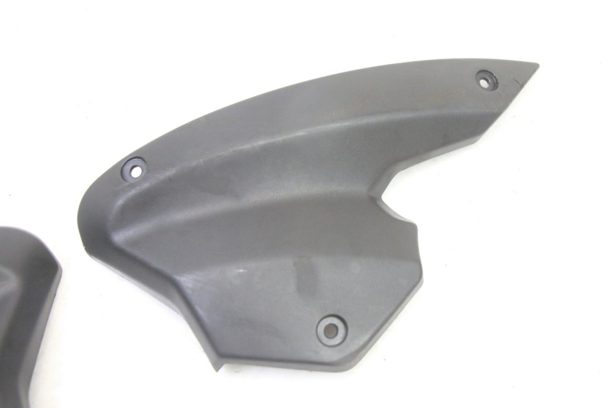 photo de VORDERE VERKLEIDUNGSVERBINDUNG PEUGEOT KISBEE 4T 50 (2018 - 2022) - Zoom auf Gebrauchszustand