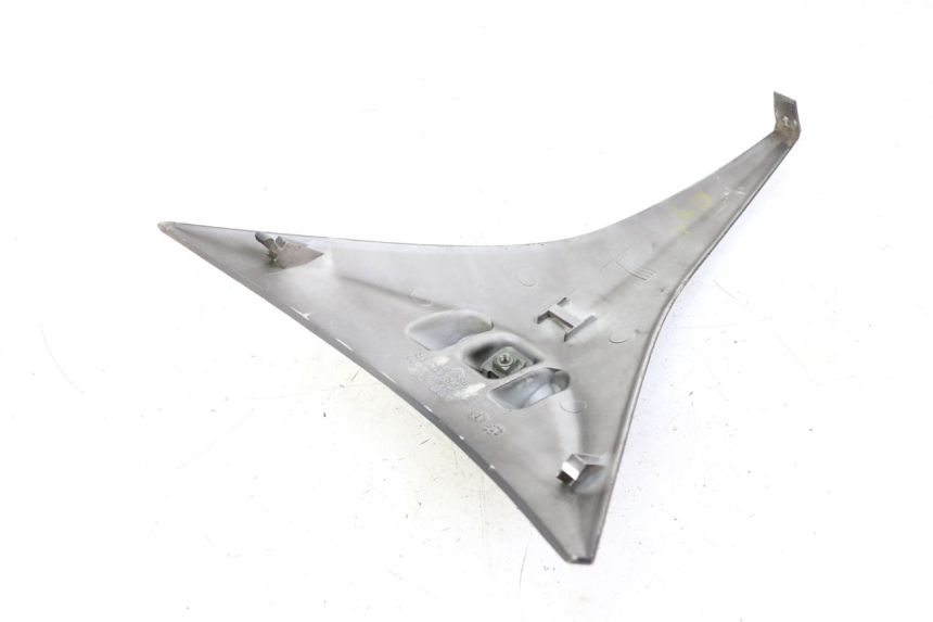 photo de FRONTVERKLEIDUNG MITTE KYMCO DINK STREET 125 (2009 - 2014) - Technische Nahaufnahme