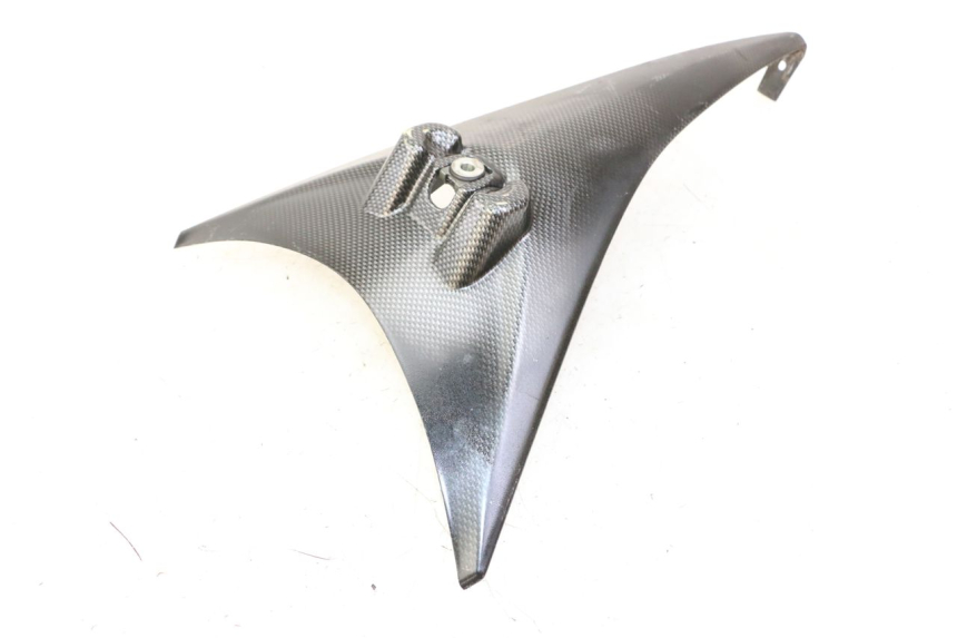 photo de FRONTVERKLEIDUNG MITTE KYMCO DINK STREET 125 (2009 - 2014) - Details der Befestigungspunkte