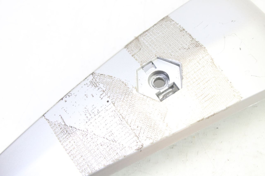 photo de FRONTVERKLEIDUNG MITTE PIAGGIO LIBERTY 4T 50 (2009 - 2015) - Detailansicht des Bauteils