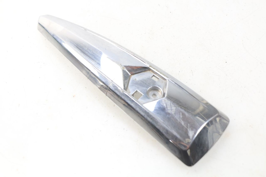 photo de VORDERE VERKLEIDUNGSVERBINDUNG PIAGGIO LIBERTY IGET 4T 50 (2015 - 2020) - Zoom auf Gebrauchszustand