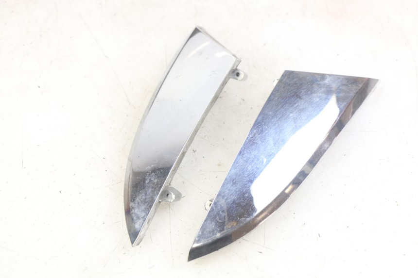 photo de VORDERE VERKLEIDUNGSVERBINDUNG SYM MIO 50 (2011 - 2017) - Detailansicht des Bauteils