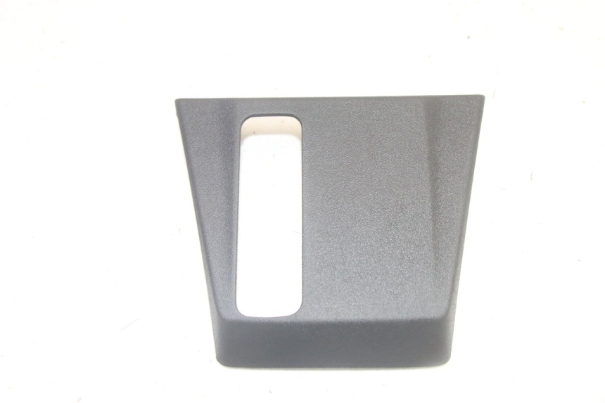 photo de FRONTVERKLEIDUNG MITTE PIAGGIO MP3 HPE 350 (2018 - 2020) - Hauptansicht