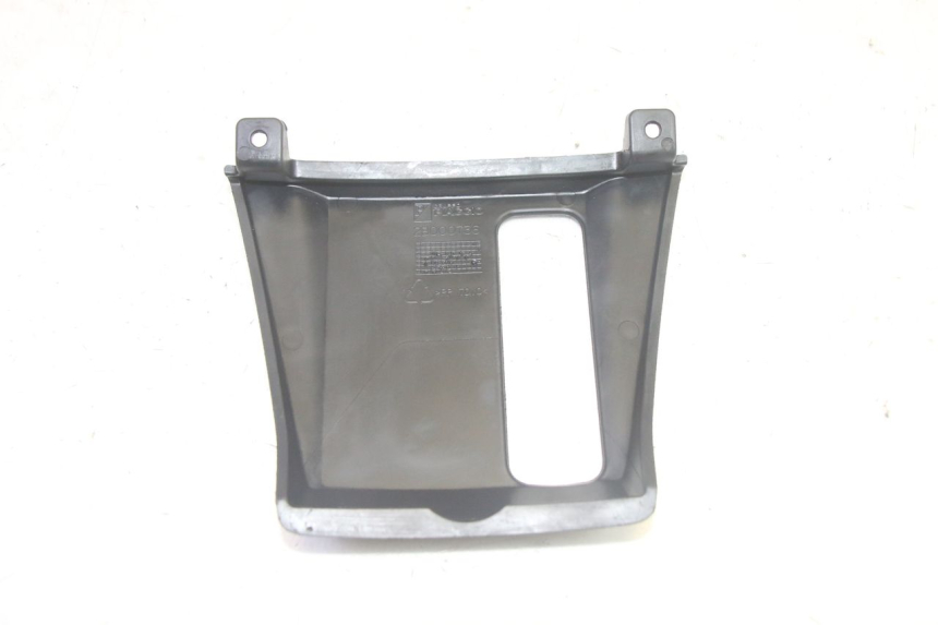 photo de FRONTVERKLEIDUNG MITTE PIAGGIO MP3 HPE 350 (2018 - 2020) - Zoom auf Gebrauchszustand