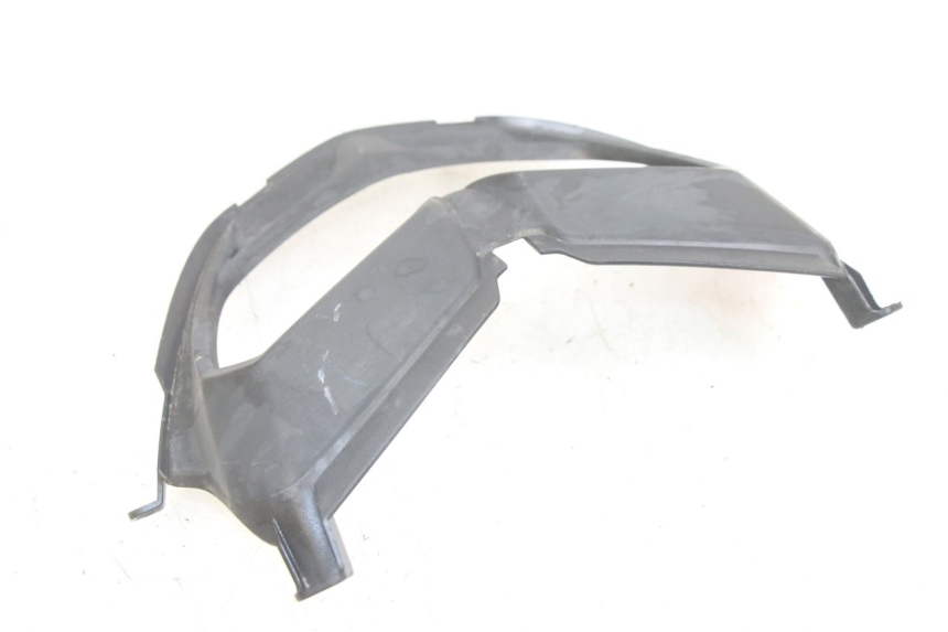 photo de VORDERE VERKLEIDUNGSVERBINDUNG PIAGGIO NEW TYPHOON 50 (2018 - 2021) - Zoom auf Gebrauchszustand