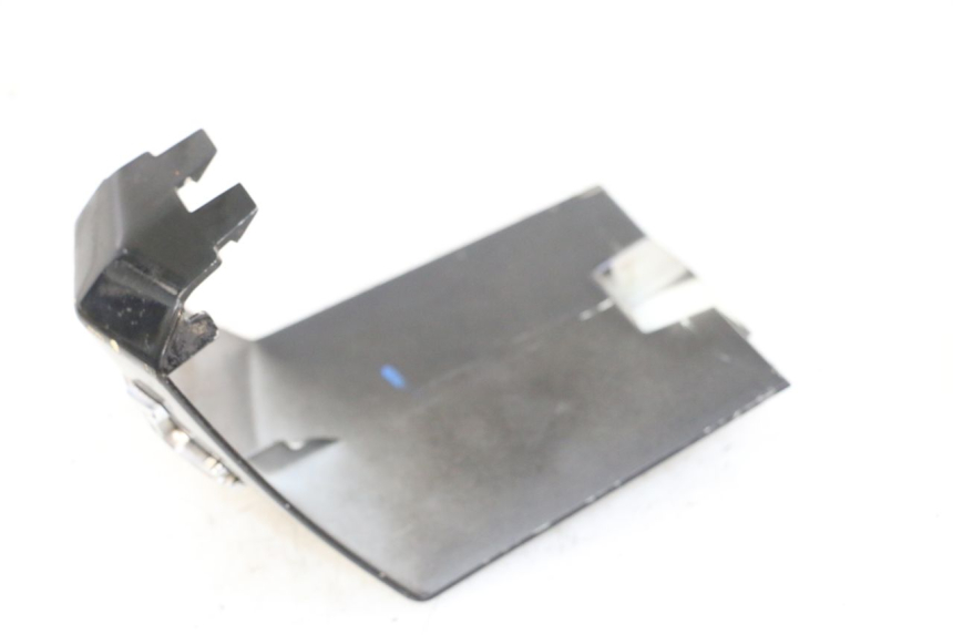 photo de VORDERE VERKLEIDUNGSVERBINDUNG PEUGEOT CITYSTAR 2T 50 (2018 - 2021) - Zoom auf Gebrauchszustand