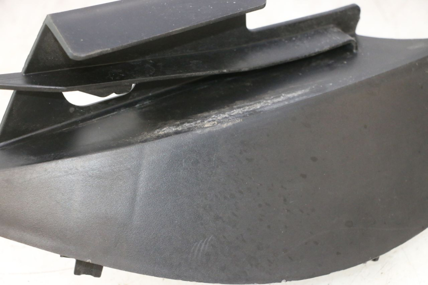 photo de FRONTVERKLEIDUNG MITTE CAN-AM SPYDER RS 1000 (2008 - 2012) - Oberflächenzustand und Material
