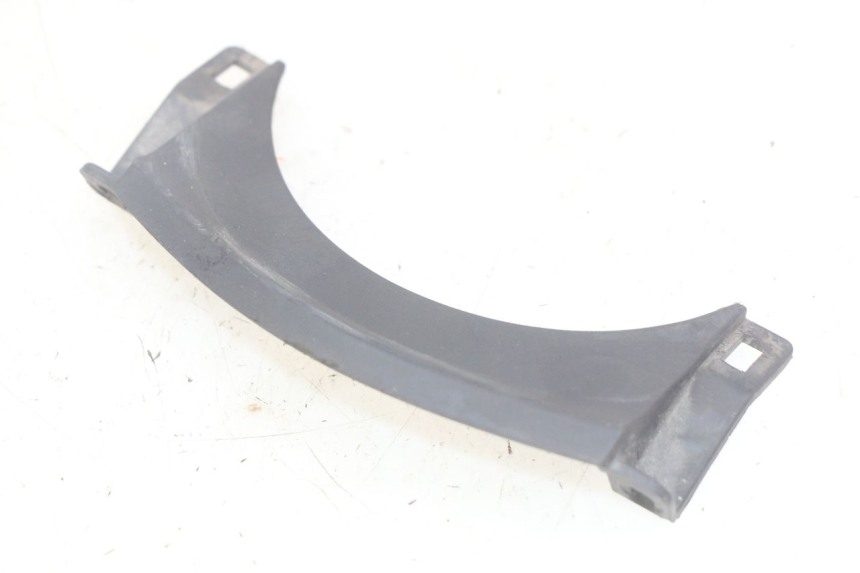 photo de VERKLEIDUNGSVERBINDUNG VORNE OBEN KYMCO AGILITY 16+ 4T 50 (2018 - 2023) - Detailansicht des Bauteils