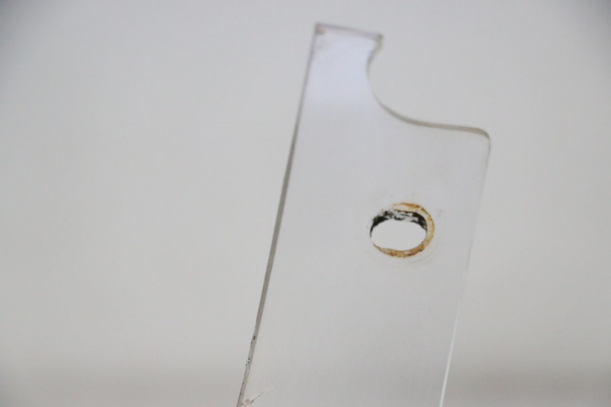 photo de VERKLEIDUNG VORNE MITTE BMW C1 125 (2000 - 2003) - Oberflächenzustand und Material