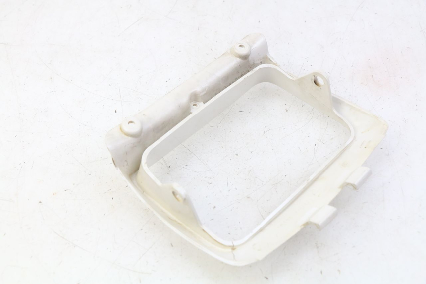 photo de VERKLEIDUNGSVERBINDUNG VORNE OBEN SUZUKI CP 80 (1985 - 1996) - Alternative Perspektive