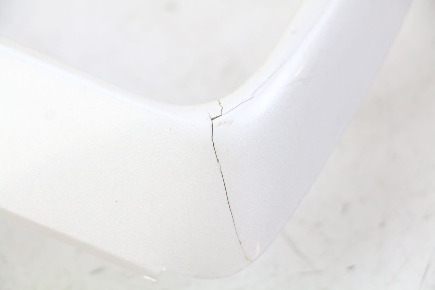 photo de VERKLEIDUNGSVERBINDUNG VORNE OBEN SUZUKI CP 80 (1985 - 1996) - Technische Nahaufnahme