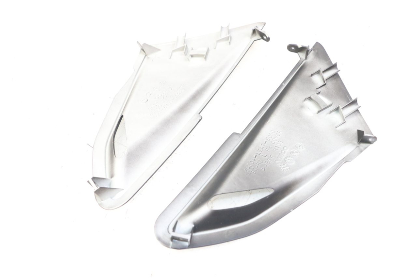 photo de VERKLEIDUNG VORNE MITTE KYMCO DINK STREET 125 (2009 - 2014) - Gesamtansicht des Produkts