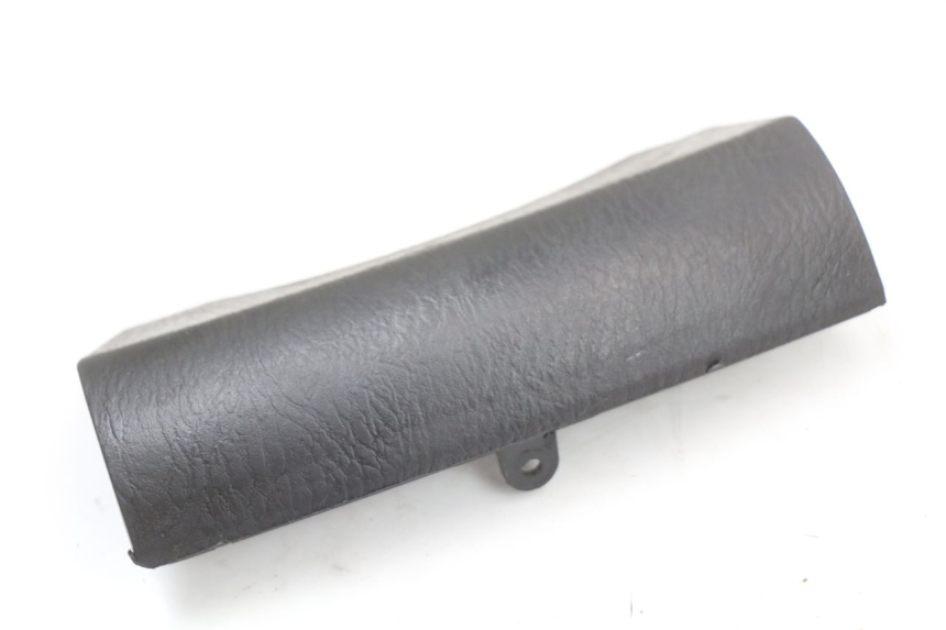 photo de VERKLEIDUNG VORNE MITTE HONDA FES S-WING SWING ABS 125 (2007 - 2015) - Detailansicht des Bauteils