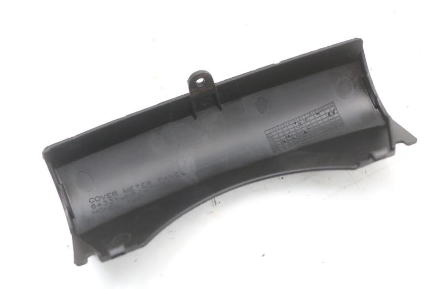 photo de VERKLEIDUNG VORNE MITTE HONDA FES S-WING SWING ABS 125 (2007 - 2015) - Zoom auf Gebrauchszustand