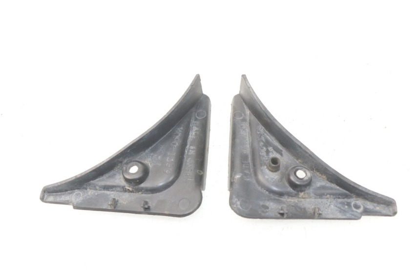 photo de VERKLEIDUNG VORNE MITTE KAWASAKI GPZ S 500 (1994 - 2005) - Detailansicht des Bauteils