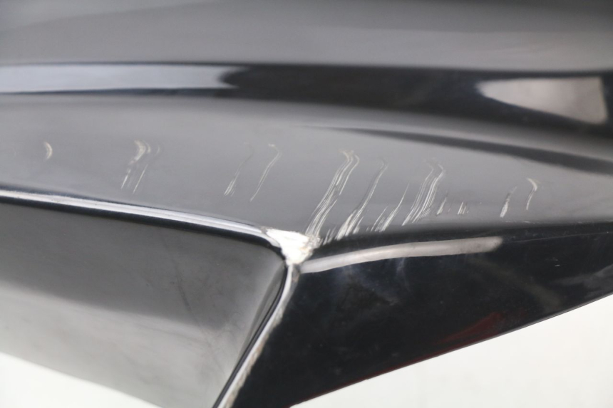 photo de VERKLEIDUNG VORNE MITTE SUZUKI GSX-R GSXR 750 (2011 - 2016) - Zoom auf Gebrauchszustand