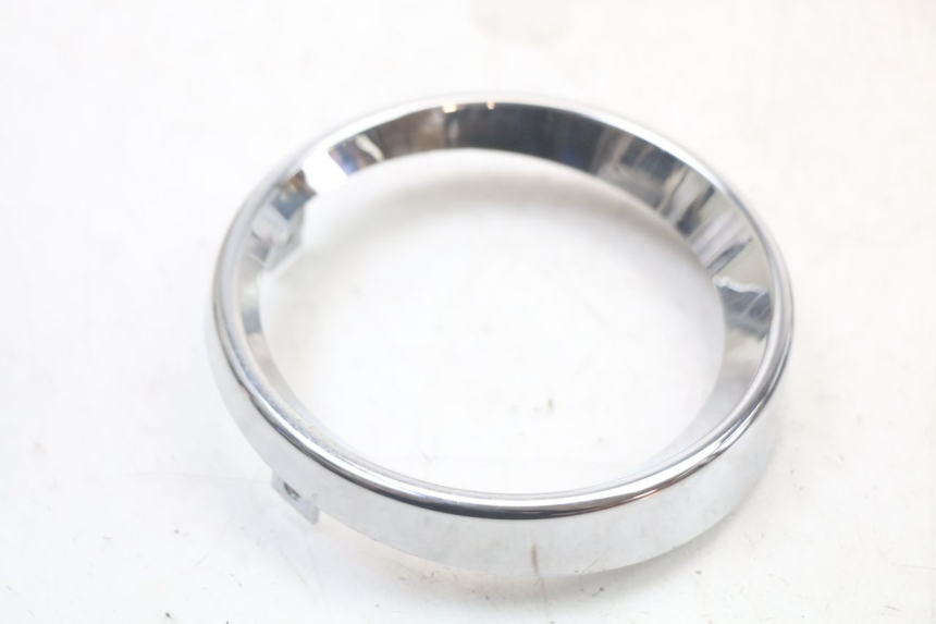 photo de VERKLEIDUNG VORNE MITTE JM MOTORS VX 125 (2022 - 2025) - Zoom auf Gebrauchszustand