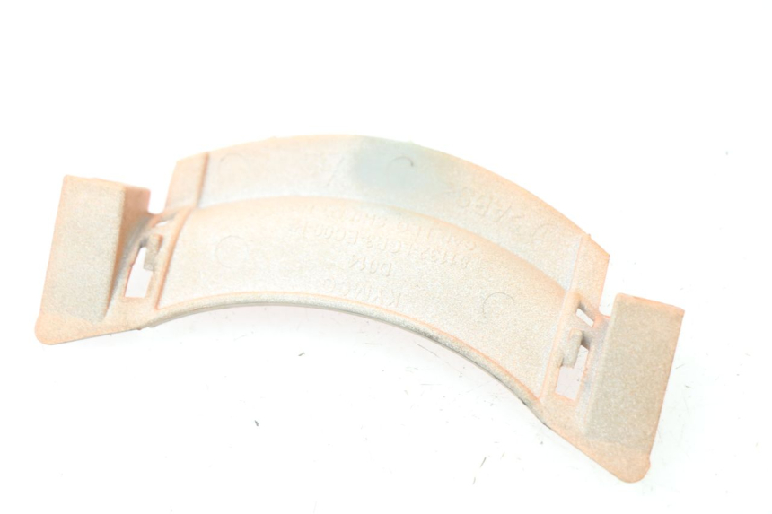 photo de VERKLEIDUNG VORNE MITTE KYMCO LIKE 125 (2009 - 2016) - Zoom auf Gebrauchszustand