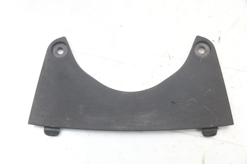 photo de VERKLEIDUNG VORNE MITTE PIAGGIO MP3 HPE 350 (2018 - 2020) - Detailansicht des Bauteils