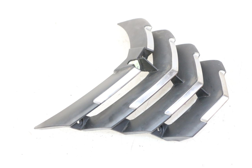 photo de VERKLEIDUNGSVERBINDUNG VORNE OBEN PEUGEOT CITYSTAR 50 (2013 - 2017) - Technische Nahaufnahme