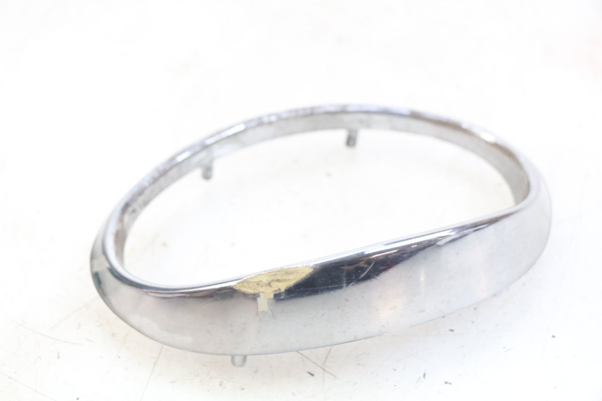 photo de VERKLEIDUNGSVERBINDUNG VORNE OBEN APRILIA SCARABEO 100 (2003 - 2012) - Alternative Perspektive