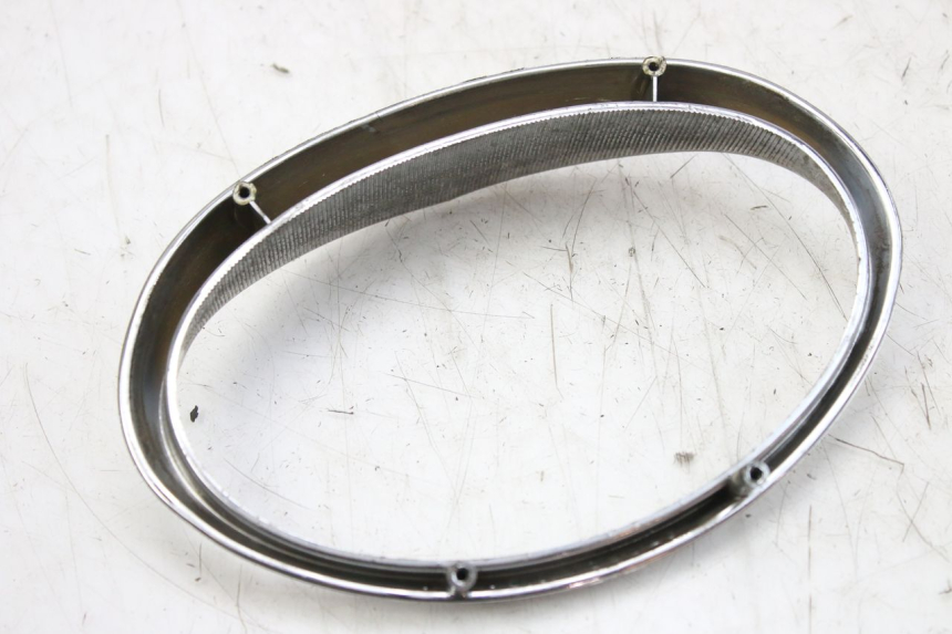 photo de VERKLEIDUNGSVERBINDUNG VORNE OBEN APRILIA SCARABEO 100 (2003 - 2012) - Zoom auf Gebrauchszustand