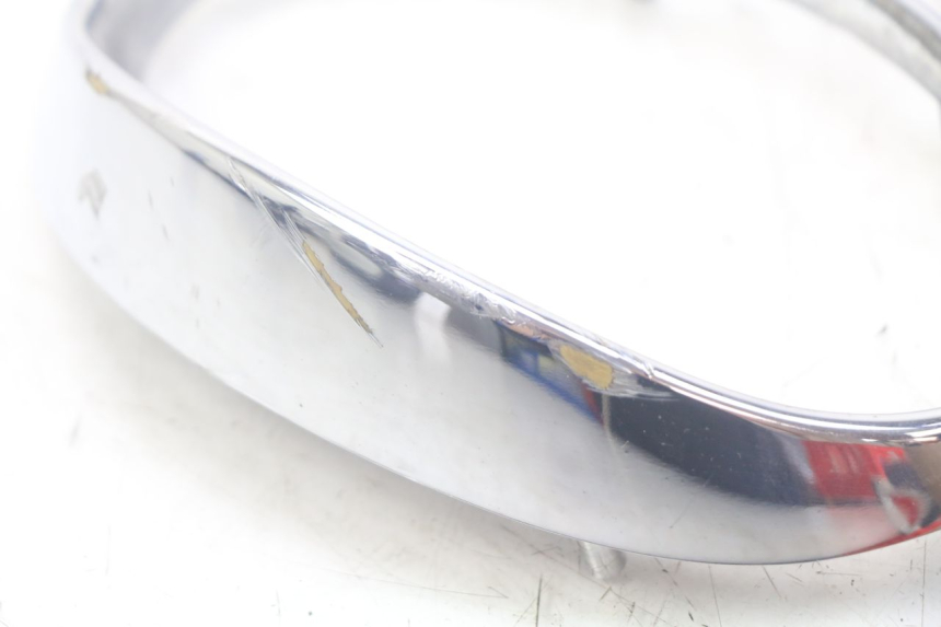 photo de VERKLEIDUNGSVERBINDUNG VORNE OBEN APRILIA SCARABEO 100 (2003 - 2012) - Technische Nahaufnahme