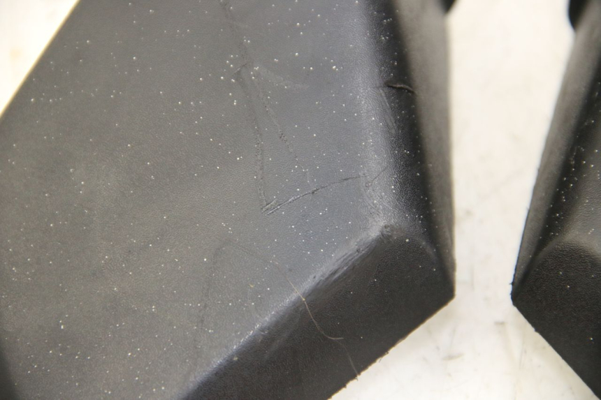 photo de VERKLEIDUNG VORNE MITTE MBK SKYCRUISER 125 (2006 - 2009) - Detailansicht des Bauteils